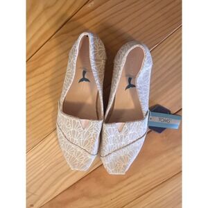 TOMS Womens Alpargata Peony Foil Seashell Print Slip On Shoes 10016240 Size 9.5